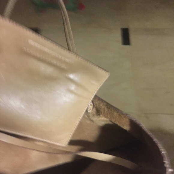 VINTAGE PRADA VERY RARE MIRROR BEIGE TOTE BAG - Picture 8 of 12